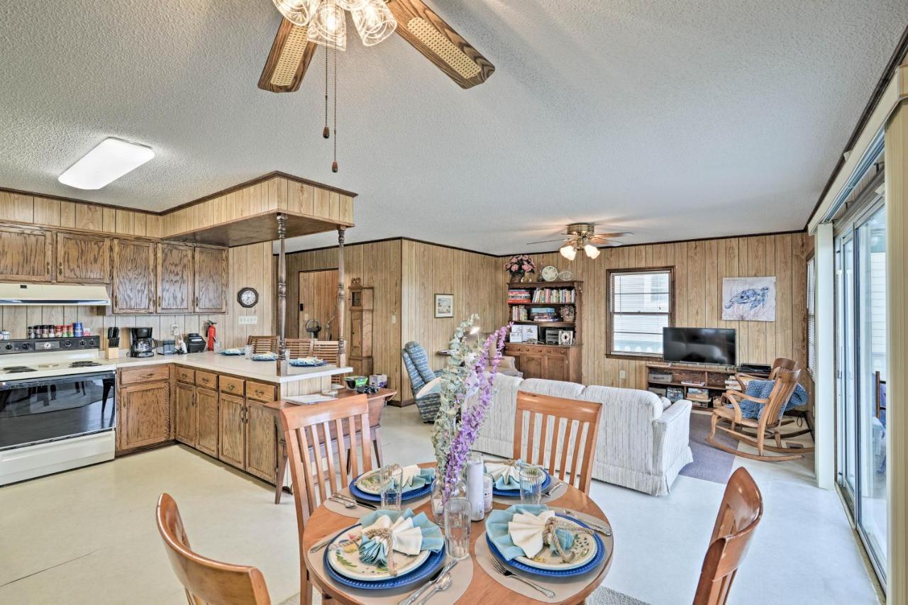 Pet-Friendly Second Row House Steps To Beach! Holden Beach Exterior foto