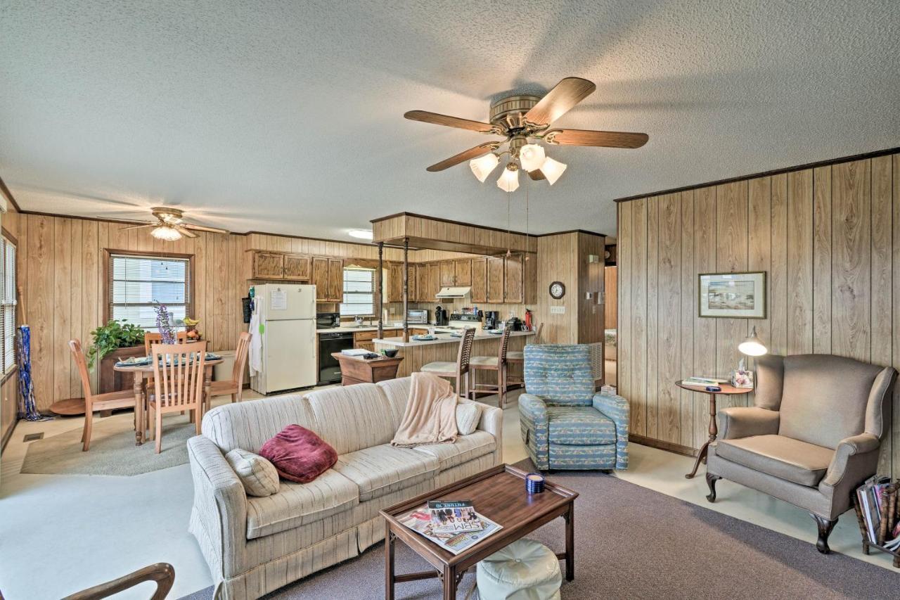 Pet-Friendly Second Row House Steps To Beach! Holden Beach Exterior foto